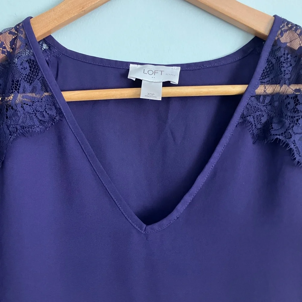 LOFT Purple Light Weight Boxy Lace Tank Blouse Size XSP - Picture 3 of 9